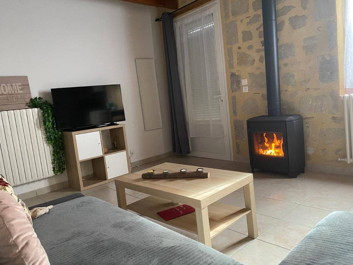 Gite Confort A Lamothe D Ales Lavergne  Exteriör bild